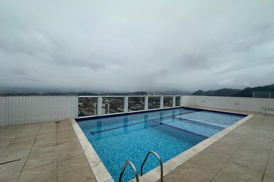 Área comum - Piscina de apartamento para alugar com 2 quartos, 105m² em Vila Valenca, São Vicente