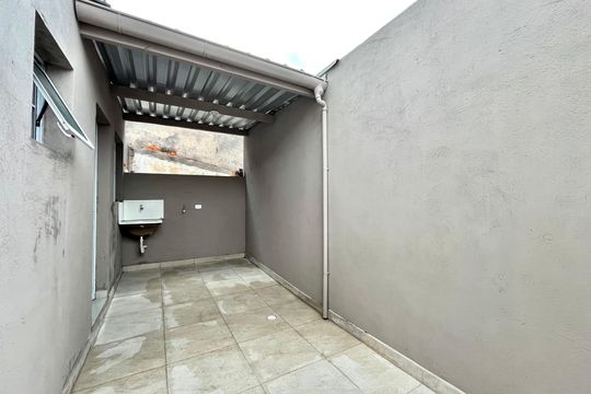 Área de Serviço de casa para alugar com 2 quartos, 70m² em Vila do Encontro, São Paulo