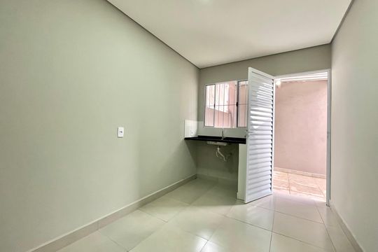 Cozinha de casa para alugar com 2 quartos, 70m² em Vila do Encontro, São Paulo