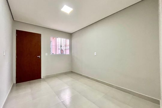Sala de casa para alugar com 2 quartos, 70m² em Vila do Encontro, São Paulo