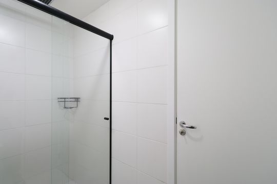 Banheiro  de apartamento para alugar com 1 quarto, 31m² em Vila Romana, São Paulo