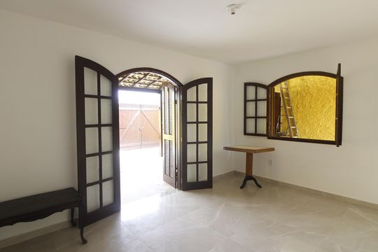 Casa para alugar com 4 quartos, 270m² em Foguete, Cabo Frio