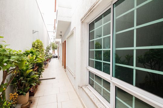 Área comum de casa de condomínio para alugar com 2 quartos, 65m² em Guaiauna, São Paulo