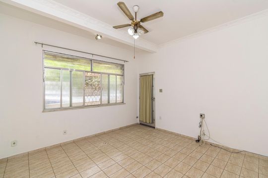 Casa de Condomínio à venda com 4 quartos, 190m² em Coelho Neto, Rio de Janeiro