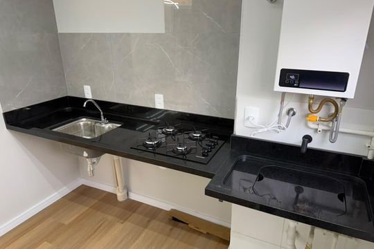 Cozinha de apartamento para alugar com 2 quartos, 49m² em Vila Prel, São Paulo