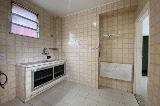 Cozinha de apartamento para alugar com 1 quarto, 45m² em Piedade, Rio de Janeiro