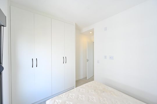 Suíte 1 de apartamento para alugar com 2 quartos, 77m² em Parque Imperial, São Paulo