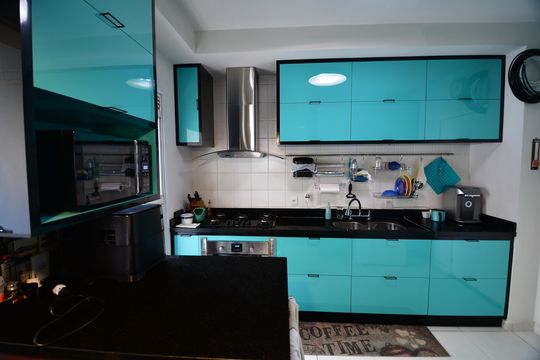Cozinha de apartamento à venda com 3 quartos, 126m² em Cambuí, Campinas