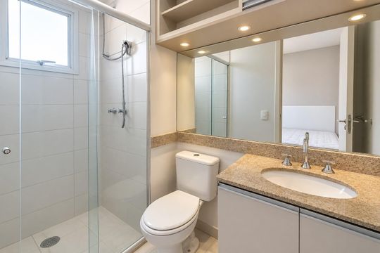 Banheiro de apartamento à venda com 1 quarto, 38m² em Bela Vista, São Paulo