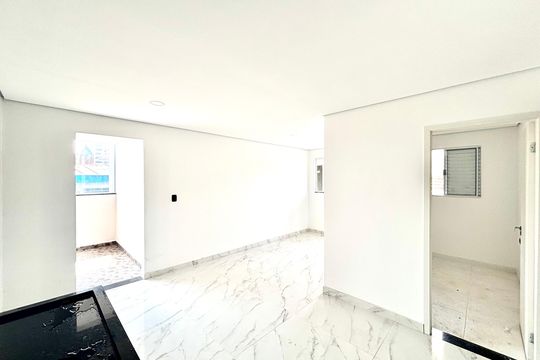 Cozinha de apartamento para alugar com 3 quartos, 60m² em Vila Guilhermina, São Paulo