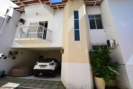 Casa de Condomínio à venda com 5 quartos, 247m² em Setor Bueno, Goiânia