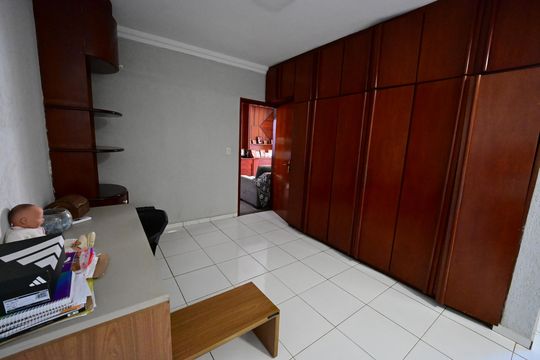 Casa de Condomínio à venda com 5 quartos, 247m² em Setor Bueno, Goiânia