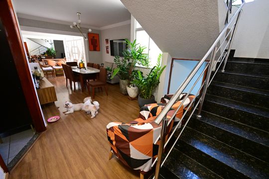 Casa de Condomínio à venda com 5 quartos, 247m² em Setor Bueno, Goiânia