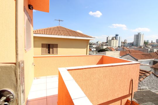 Varanda quarto 2 de casa à venda com 2 quartos, 180m² em Vila Santana, São Paulo