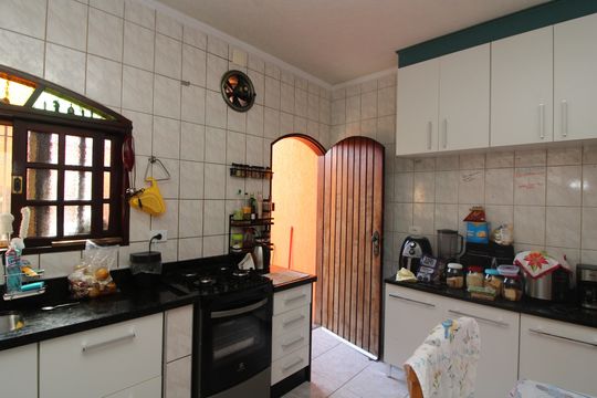 Cozinha de casa à venda com 2 quartos, 180m² em Vila Santana, São Paulo