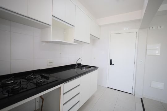 Cozinha e Área de Serviço de apartamento para alugar com 3 quartos, 90m² em Centro, Osasco
