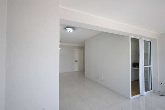Sala de apartamento para alugar com 3 quartos, 90m² em Centro, Osasco