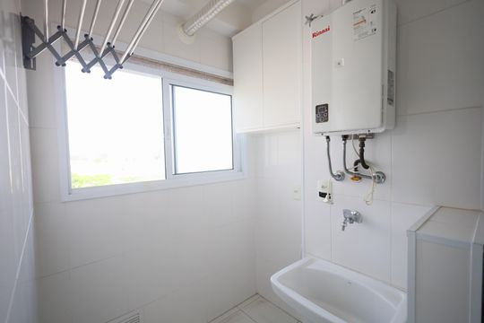 Cozinha e Área de Serviço de apartamento para alugar com 3 quartos, 90m² em Centro, Osasco
