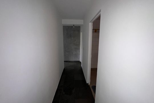 Corredor de apartamento para alugar com 3 quartos, 72m² em Granja Viana Ii, Cotia