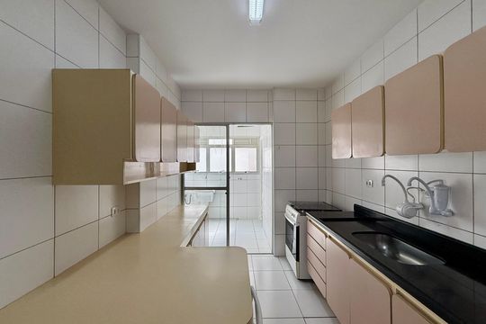 Cozinha  de apartamento para alugar com 3 quartos, 71m² em Vila Gertrudes, São Paulo