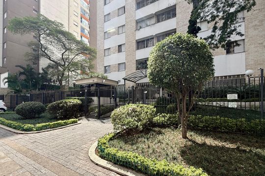Fachada  de apartamento para alugar com 3 quartos, 71m² em Vila Gertrudes, São Paulo