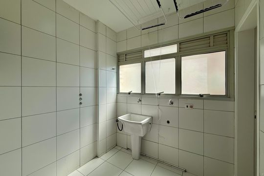 Área de Serviço de apartamento para alugar com 3 quartos, 71m² em Vila Gertrudes, São Paulo