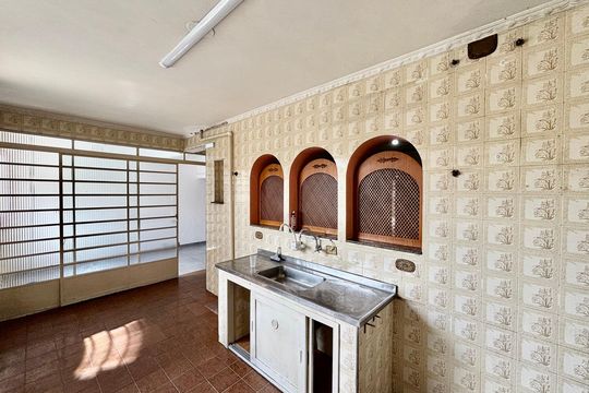 Cozinha de casa para alugar com 1 quarto, 80m² em Vila Nhocuné, São Paulo