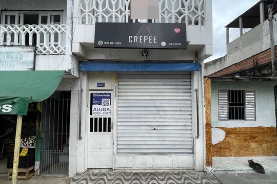 Fachada + Placa de casa para alugar com 1 quarto, 50m² em Conjunto Residencial José Bonifácio, São Paulo