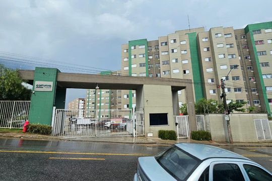 Fachada e portaria de apartamento para alugar com 2 quartos, 48m² em Pequeno Coração, Itaquaquecetuba