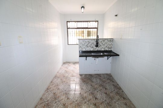 Cozinha de apartamento para alugar com 1 quarto, 63m² em Jardim Satélite, São José dos Campos