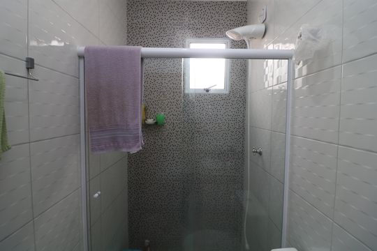 Banheiro de casa à venda com 3 quartos, 104m² em Vila Santa Clara, São Paulo