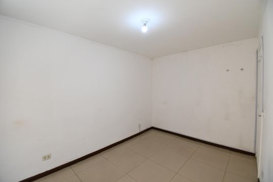 Quarto de kitnet/studio à venda com 1 quarto, 47m² em Bacacheri, Curitiba