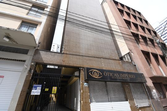 Fachada de kitnet/studio à venda com 1 quarto, 47m² em Bacacheri, Curitiba