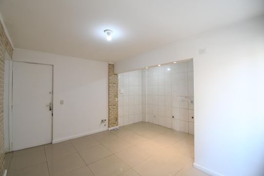 Sala/Cozinha de kitnet/studio à venda com 1 quarto, 47m² em Bacacheri, Curitiba