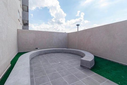 Área externa de apartamento para alugar com 2 quartos, 43m² em Vila Yolanda, Osasco