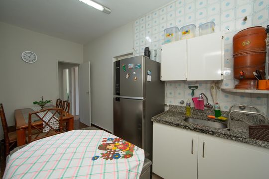 COZINHA de apartamento à venda com 3 quartos, 75m² em Caiçara-adelaide, Belo Horizonte