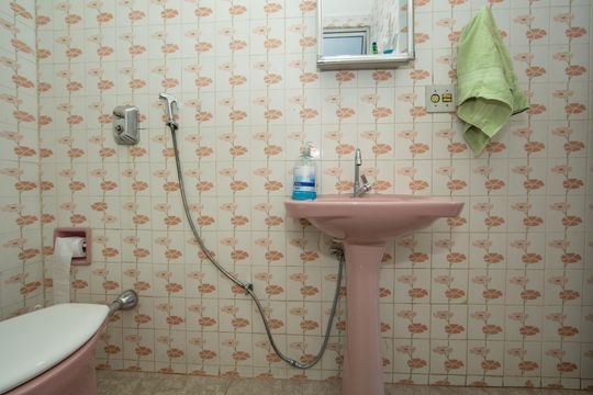 BANHEIRO de apartamento à venda com 3 quartos, 75m² em Caiçara-adelaide, Belo Horizonte