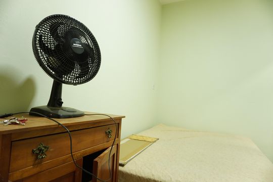 Quarto 1 Suíte de casa para alugar com 2 quartos, 90m² em Centro, São Carlos