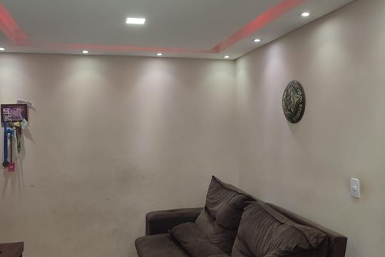 Sala de apartamento para alugar com 2 quartos, 42m² em Jardim Nova Cidade, Guarulhos