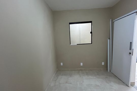 Quarto de casa para alugar com 1 quarto, 35m² em Madureira, Rio de Janeiro
