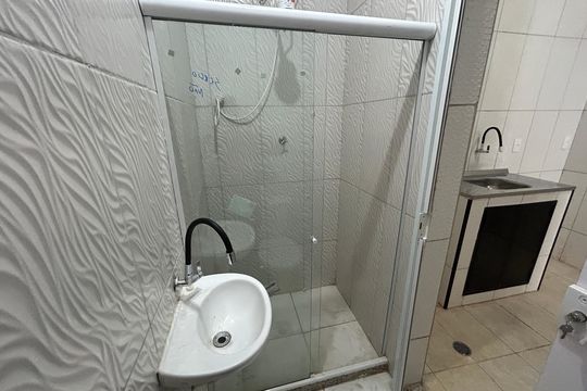 Banheiro de casa para alugar com 1 quarto, 35m² em Madureira, Rio de Janeiro