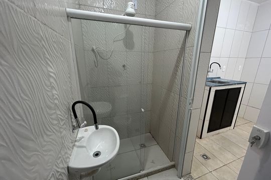 Banheiro de casa para alugar com 1 quarto, 35m² em Madureira, Rio de Janeiro