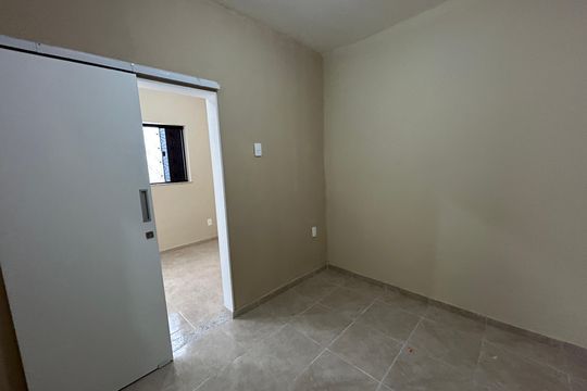 Quarto de casa para alugar com 1 quarto, 35m² em Madureira, Rio de Janeiro