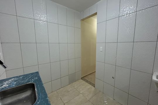 Cozinha e Área de Serviço de casa para alugar com 1 quarto, 35m² em Madureira, Rio de Janeiro