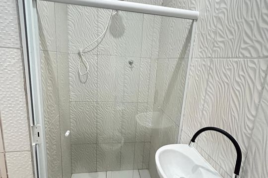 Banheiro de casa para alugar com 1 quarto, 35m² em Madureira, Rio de Janeiro
