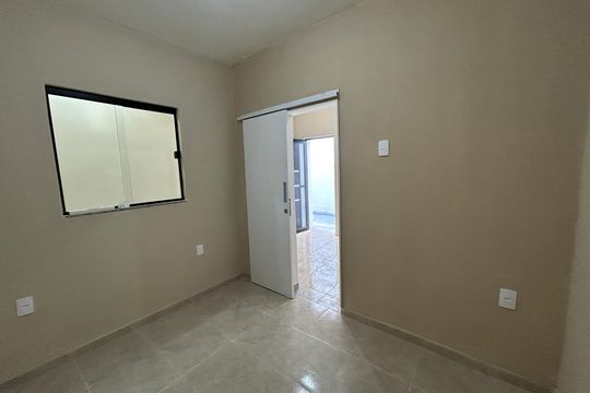 Quarto de casa para alugar com 1 quarto, 35m² em Madureira, Rio de Janeiro