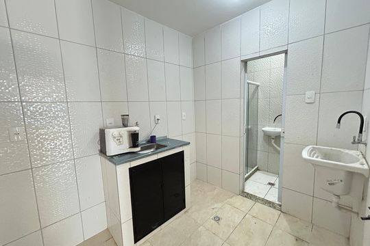 Cozinha de casa para alugar com 1 quarto, 35m² em Madureira, Rio de Janeiro