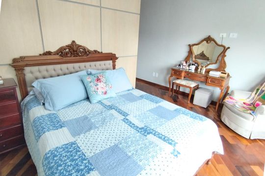 Suíte de casa à venda com 3 quartos, 271m² em Santo Antônio, São Caetano do Sul