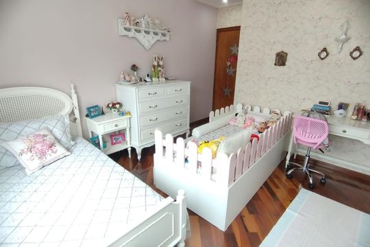 Quarto de casa à venda com 3 quartos, 271m² em Santo Antônio, São Caetano do Sul