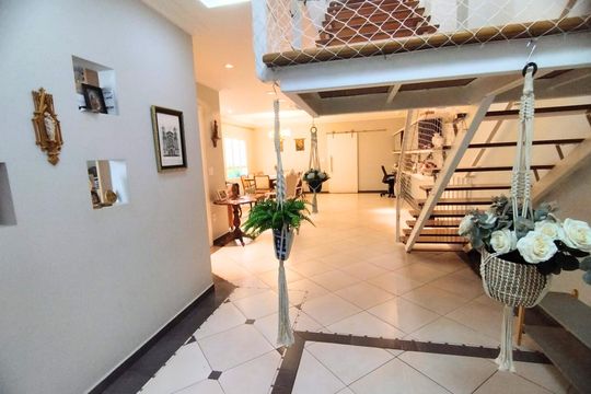 Sala de casa à venda com 3 quartos, 271m² em Santo Antônio, São Caetano do Sul